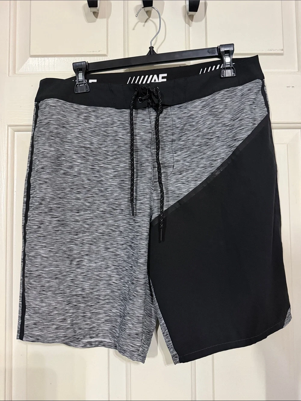 American Eagle Outfitters Grey Heather and Black Athletic Shorts